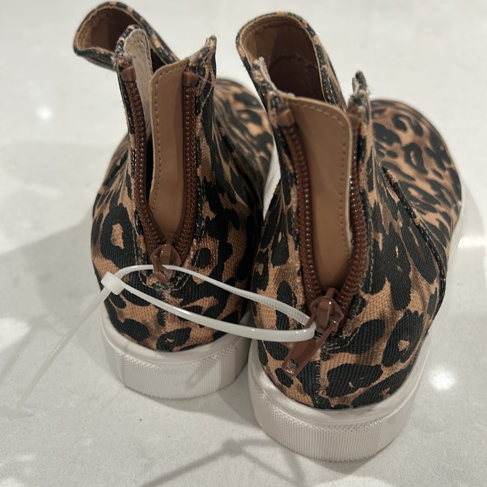 Steve Madden Leopard Print Brown Slip-On Sneakers High Top Claud Womens Sz 8.5 - Picture 5 of 9
